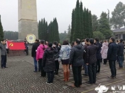 成飞医院党委开展2017年国家公祭日烈士陵园扫墓活动
