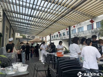 成飞医院食堂开展“庆国庆、迎中秋”主题活动